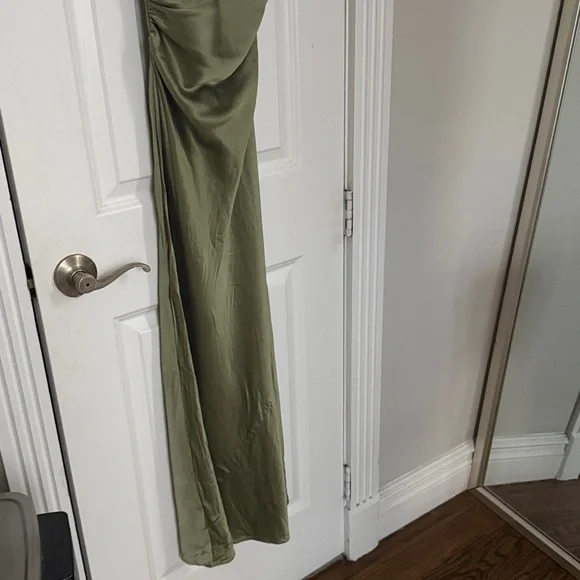 Reformation Casette Silk Maxi Dress in Artichoke Green - Picture 6 of 9